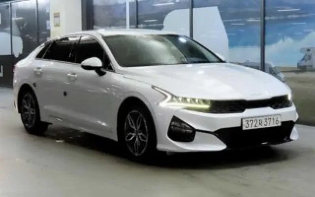 수원자동차중고사이트 K5 3세대 2.0 트렌디 매물 사진 11 - 2022/08 118,904km